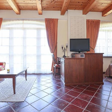 Villa Cascina Giuli Alba  Esterno foto