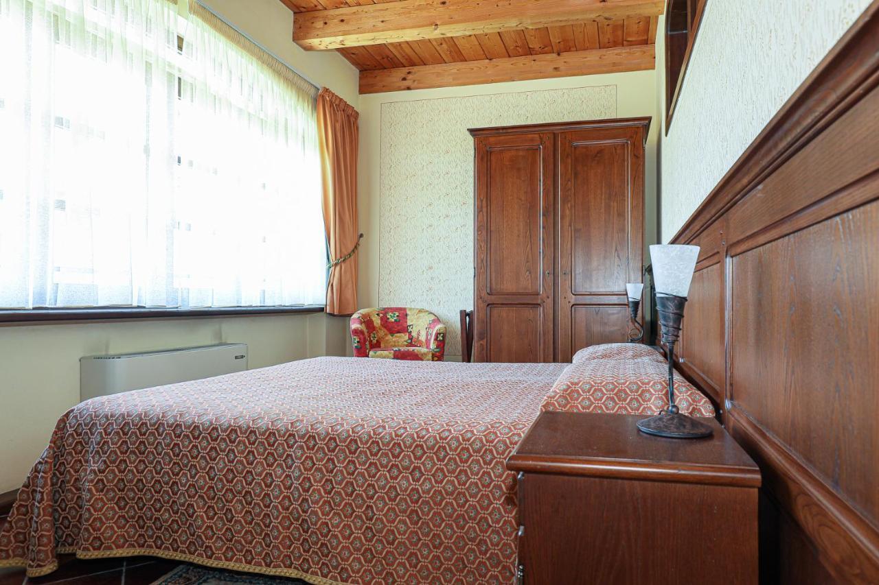 Villa Cascina Giuli Alba  Esterno foto